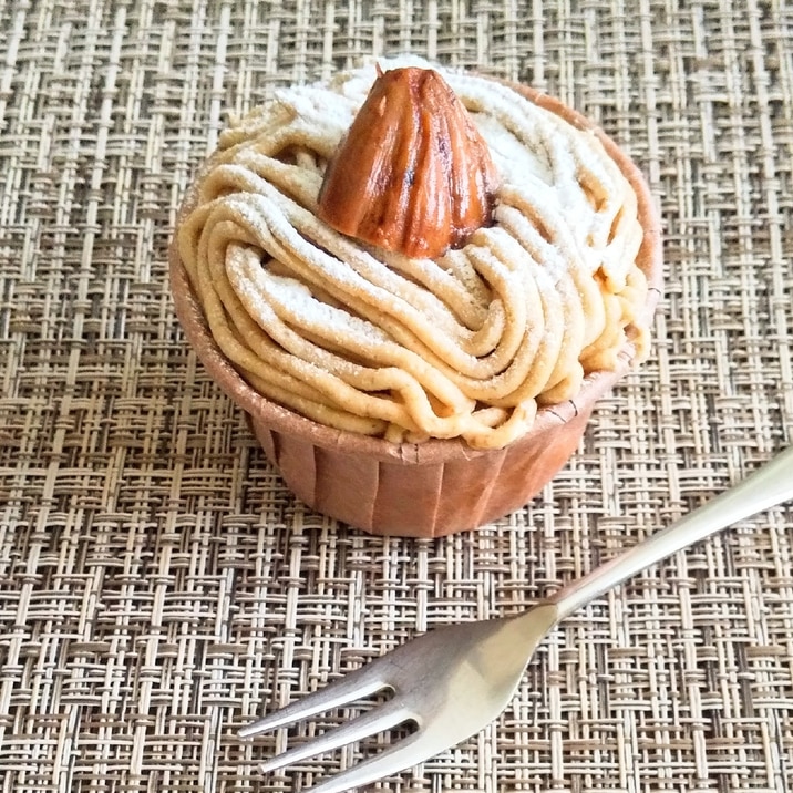 モンブランぽいデコレーションしたシフォンケーキ レシピ 作り方 By おだマキ ショコラスキー 楽天レシピ